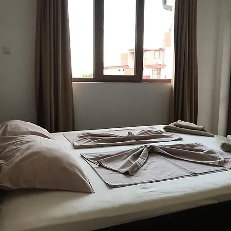 Chateau Del Mar Lägenhet Slăntjev Brjag